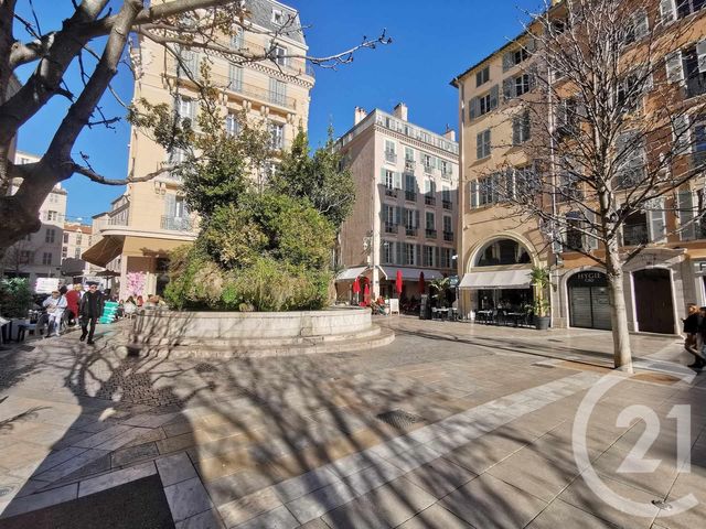 Appartement T4 à vendre - 4 pièces - 140,40 m2 - Toulon - 83 - PROVENCE-ALPES-COTE-D-AZUR