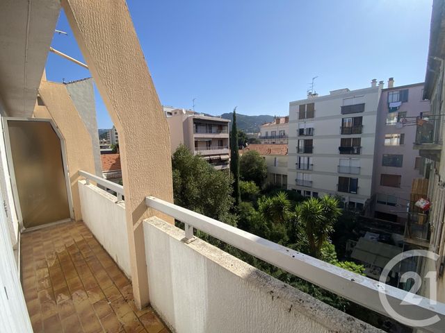 Appartement F2 à vendre - 2 pièces - 52 m2 - Toulon - 83 - PROVENCE-ALPES-COTE-D-AZUR
