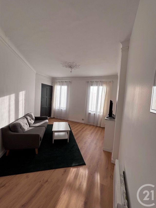 Appartement F2 bis à louer - 3 pièces - 66 m2 - Toulon - 83 - PROVENCE-ALPES-COTE-D-AZUR