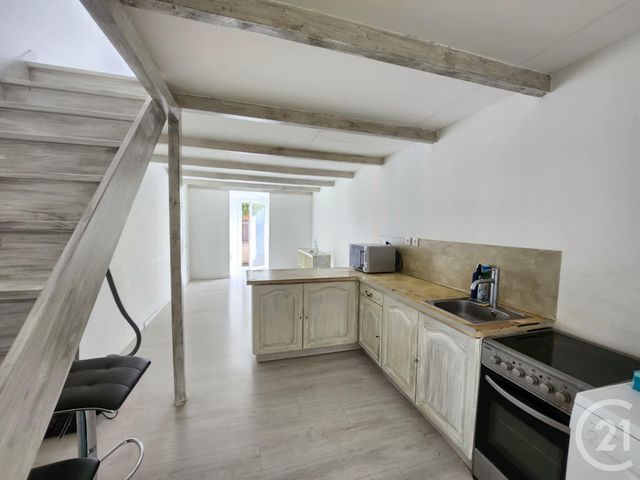 Appartement F2 à vendre - 2 pièces - 40 m2 - Toulon - 83 - PROVENCE-ALPES-COTE-D-AZUR