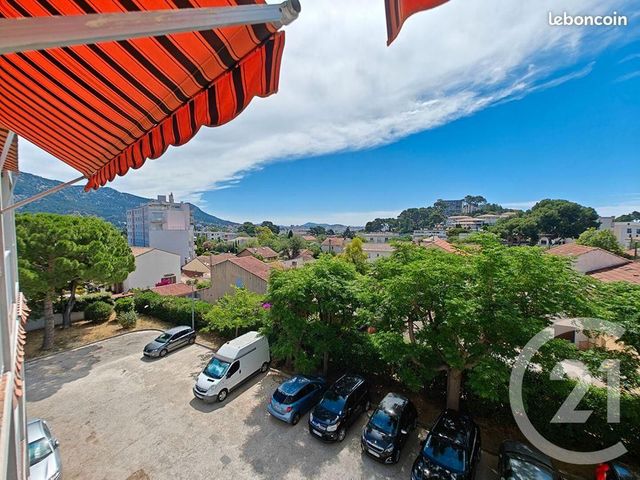 Appartement F3 à vendre - 3 pièces - 80 m2 - Toulon - 83 - PROVENCE-ALPES-COTE-D-AZUR