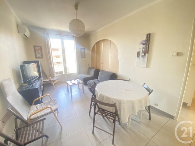 Appartement T3 à vendre - 3 pièces - 52,99 m2 - Toulon - 83 - PROVENCE-ALPES-COTE-D-AZUR