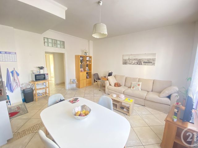 Appartement F2 à vendre - 2 pièces - 52 m2 - Toulon - 83 - PROVENCE-ALPES-COTE-D-AZUR