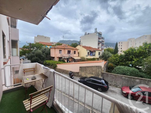 Appartement F4 à vendre - 4 pièces - 65 m2 - Toulon - 83 - PROVENCE-ALPES-COTE-D-AZUR