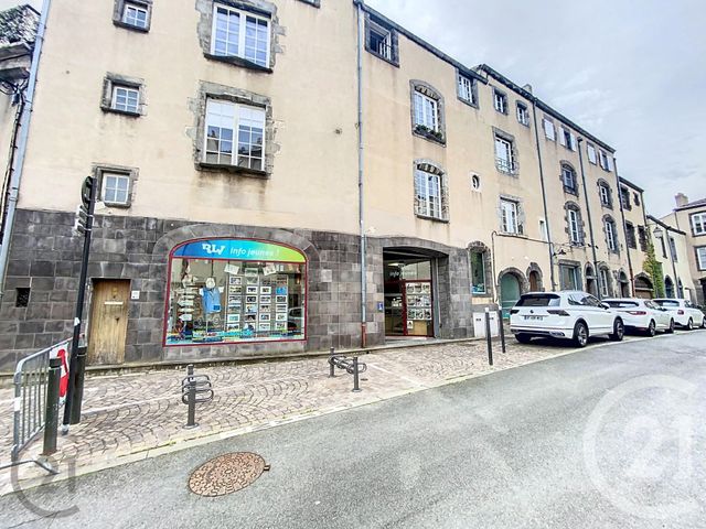 Local commercial à louer - 170.0 m2 - 63 - Puy-de-Dome