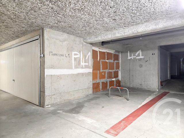 parking - RIOM - 63