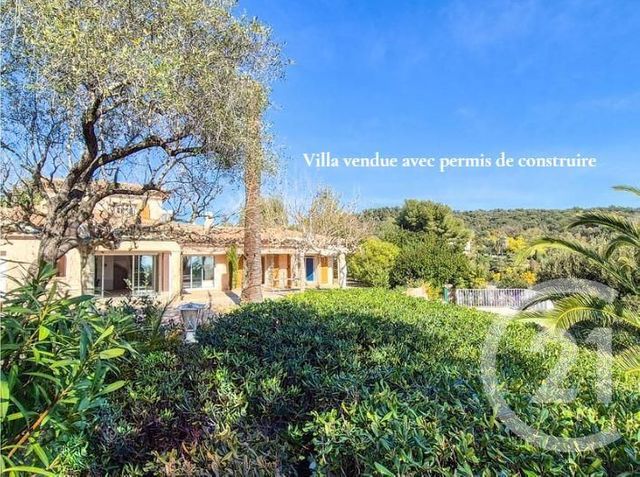 Maison à vendre - 4 pièces - 117 m2 - La Croix Valmer - 83 - PROVENCE-ALPES-COTE-D-AZUR