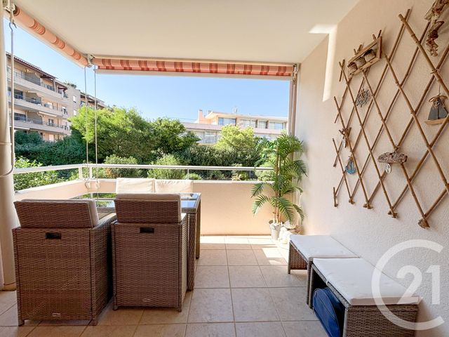 Appartement à vendre - 3 pièces - 65,36 m2 - Cavalaire Sur Mer - 83 - PROVENCE-ALPES-COTE-D-AZUR