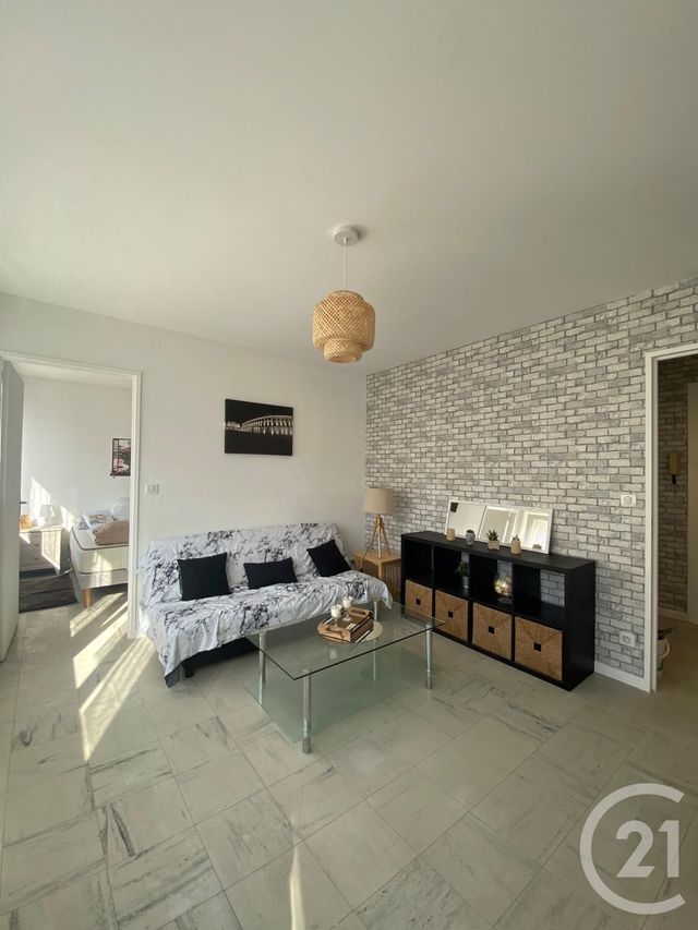 Appartement F2 à louer - 2 pièces - 43,04 m2 - Metz - 57 - LORRAINE