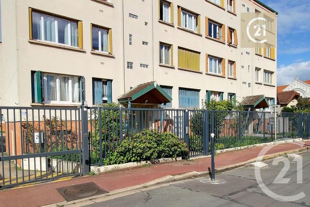 Appartement F3 à vendre - 3 pièces - 49,96 m2 - Les Pavillons Sous Bois - 93 - ILE-DE-FRANCE