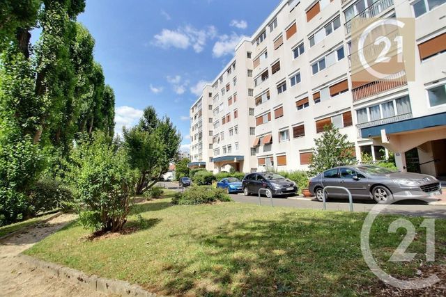 Appartement F3 à vendre - 3 pièces - 67 m2 - Les Pavillons Sous Bois - 93 - ILE-DE-FRANCE