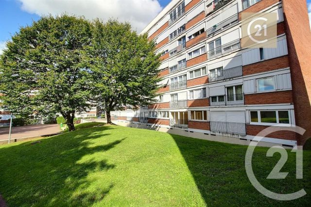 Appartement F4 à vendre - 4 pièces - 71,44 m2 - Livry Gargan - 93 - ILE-DE-FRANCE