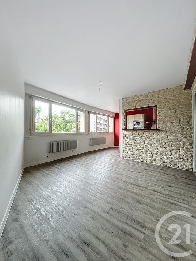 Appartement F4 à vendre - 4 pièces - 79,73 m2 - Clermont Ferrand - 63 - AUVERGNE