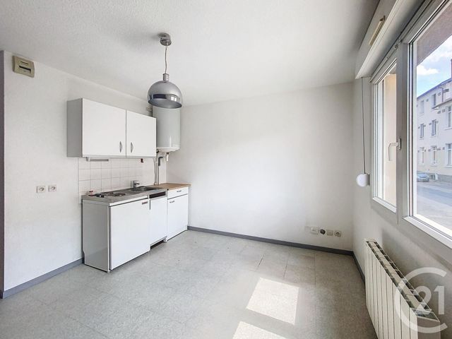Appartement F1 à louer - 1 pièce - 18 m2 - Clermont Ferrand - 63 - AUVERGNE