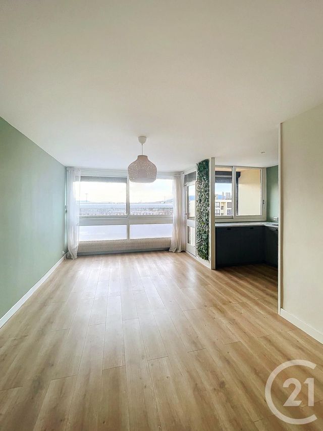 Appartement F3 à vendre - 3 pièces - 66,76 m2 - Clermont Ferrand - 63 - AUVERGNE