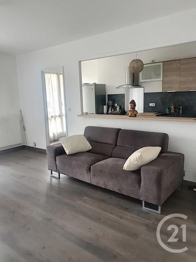 Appartement F3 à louer - 3 pièces - 66,83 m2 - Clermont Ferrand - 63 - AUVERGNE