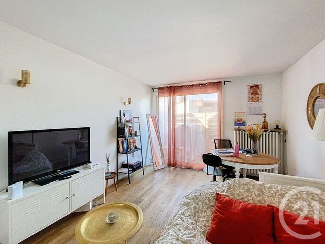 Appartement F1 à louer - 1 pièce - 34,33 m2 - Clermont Ferrand - 63 - AUVERGNE