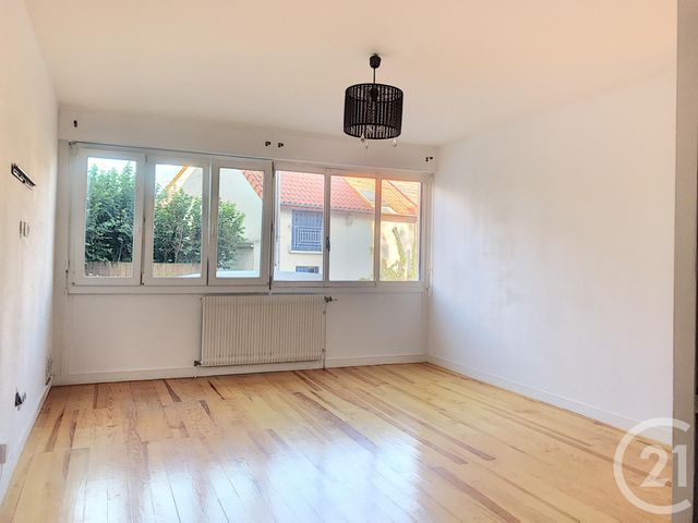 Appartement F3 à louer - 3 pièces - 54,57 m2 - Clermont Ferrand - 63 - AUVERGNE