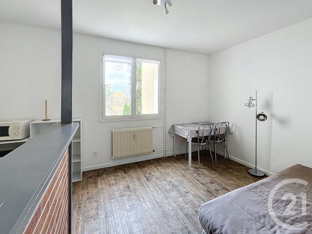 Appartement Studio à louer CLERMONT FERRAND