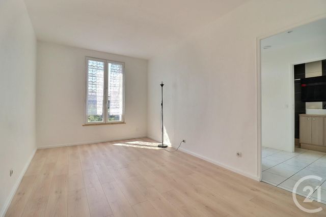 Appartement F2 à vendre - 2 pièces - 37,61 m2 - Ivry Sur Seine - 94 - ILE-DE-FRANCE