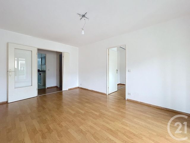 Appartement F3 à vendre - 3 pièces - 60 m2 - Ivry Sur Seine - 94 - ILE-DE-FRANCE