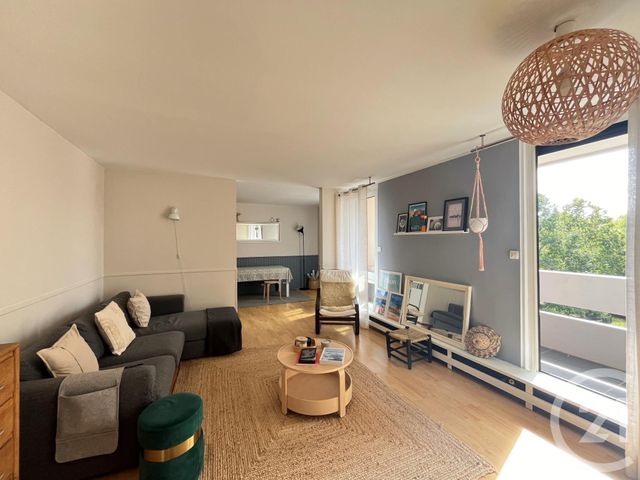 Appartement F5 à vendre - 5 pièces - 93,70 m2 - Elancourt - 78 - ILE-DE-FRANCE