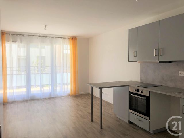 Appartement F2 à louer - 2 pièces - 39,75 m2 - Maurepas - 78 - ILE-DE-FRANCE