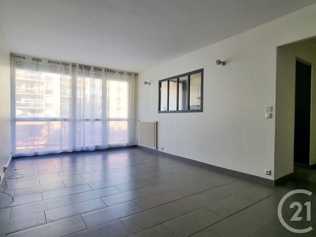 Appartement F2 à louer - 2 pièces - 51,47 m2 - Maurepas - 78 - ILE-DE-FRANCE