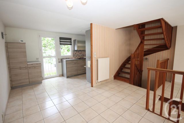 Maison à vendre - 5 pièces - 88,30 m2 - St Jean De La Ruelle - 45 - CENTRE