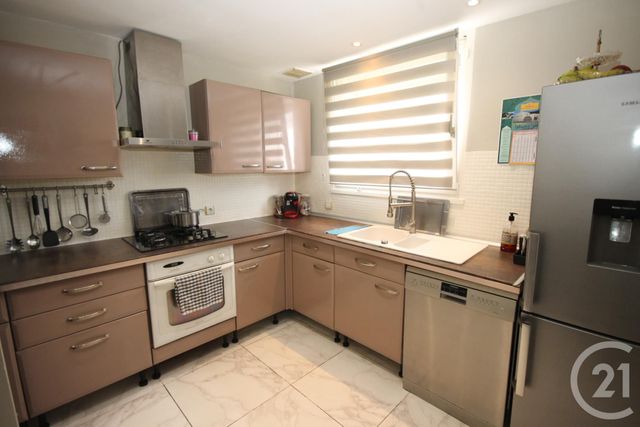 Maison à vendre - 6 pièces - 114,88 m2 - St Jean De La Ruelle - 45 - CENTRE