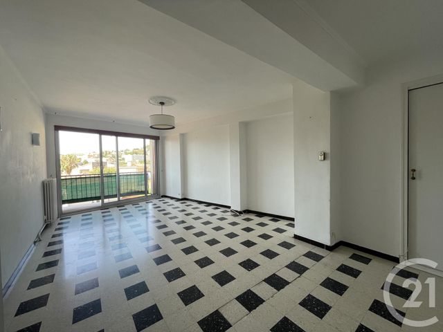 Appartement T3 à louer - 4 pièces - 81,50 m2 - La Ciotat - 13 - PROVENCE-ALPES-COTE-D-AZUR