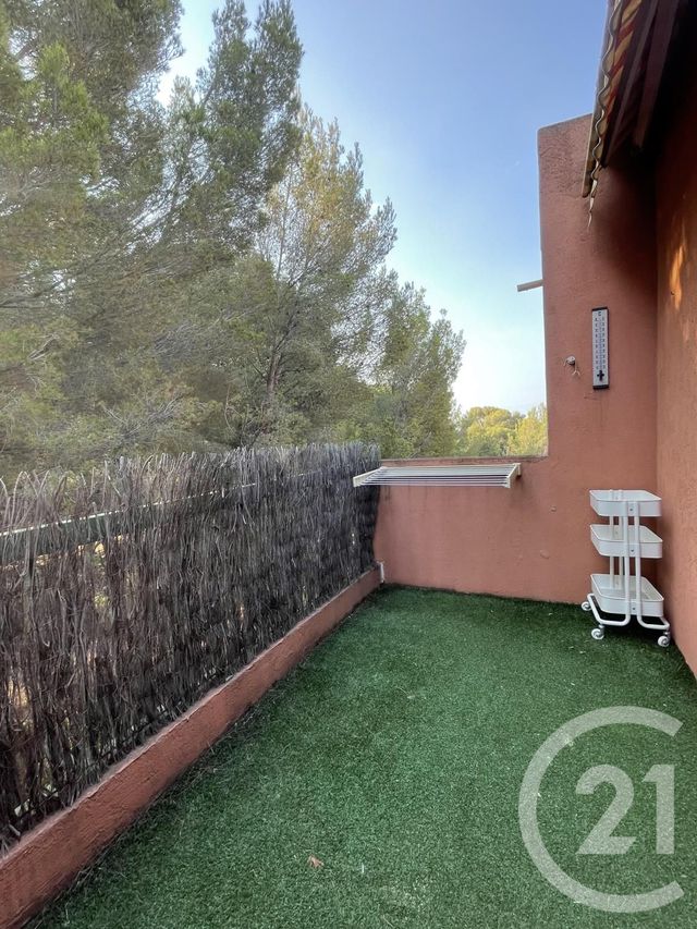 Appartement F1 à louer - 1 pièce - 20,93 m2 - La Ciotat - 13 - PROVENCE-ALPES-COTE-D-AZUR