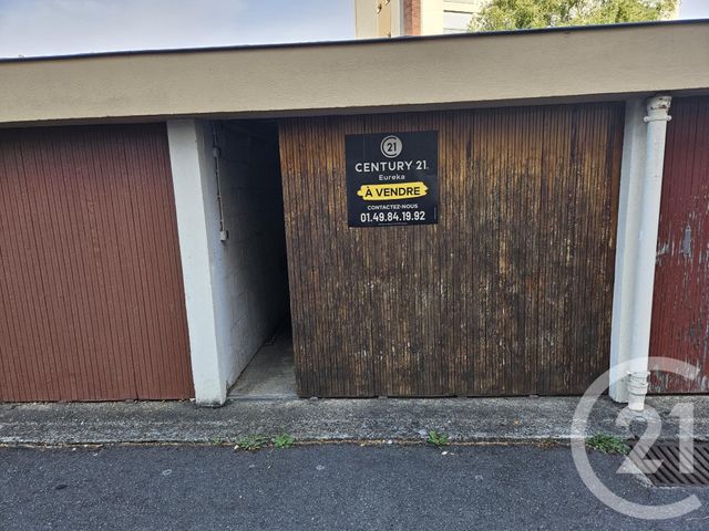 Parking à vendre - 16 m2 - Fresnes - 94 - ILE-DE-FRANCE