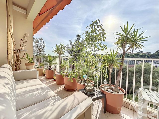 Appartement F3 à vendre - 3 pièces - 67,78 m2 - Antibes - 06 - PROVENCE-ALPES-COTE-D-AZUR