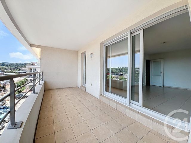 Appartement F3 à vendre - 3 pièces - 60,08 m2 - Antibes - 06 - PROVENCE-ALPES-COTE-D-AZUR