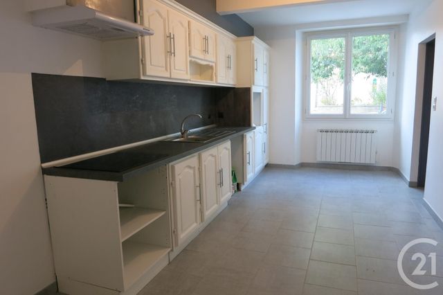 Appartement T3 à louer - 3 pièces - 73 m2 - Arthes - 81 - MIDI-PYRENEES