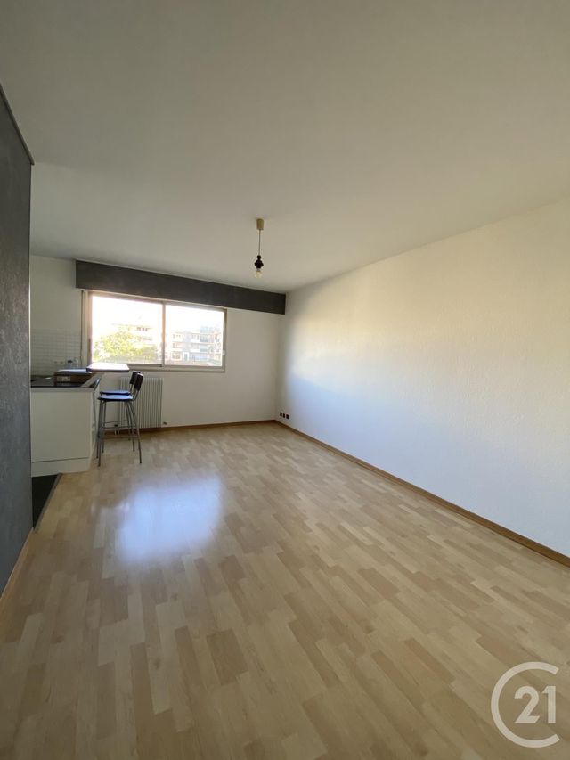 Appartement T2 à louer - 2 pièces - 38,01 m2 - Pau - 64 - AQUITAINE