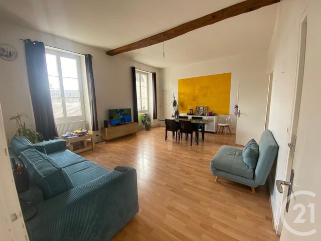 Appartement à louer - 4 pièces - 82,75 m2 - Crepy En Valois - 60 - PICARDIE