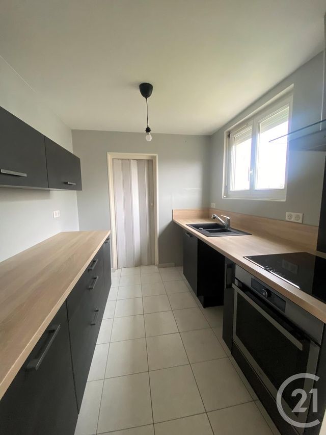 Appartement F4 à louer - 4 pièces - 80,60 m2 - St Jean De Braye - 45 - CENTRE