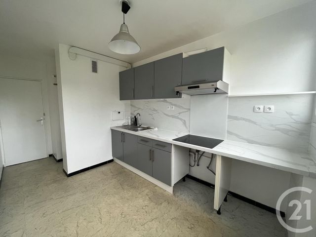 Appartement F3 à louer - 3 pièces - 63,90 m2 - Gif Sur Yvette - 91 - ILE-DE-FRANCE