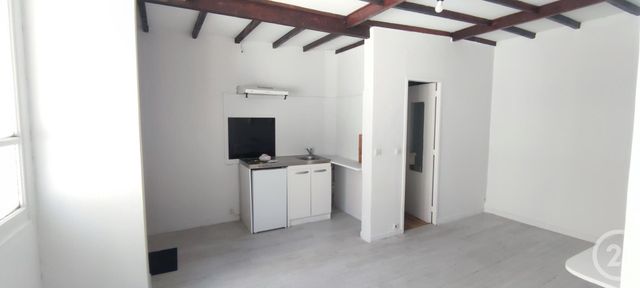 Appartement F1 à louer - 1 pièce - 28,27 m2 - Marseille - 13015 - PROVENCE-ALPES-COTE-D-AZUR