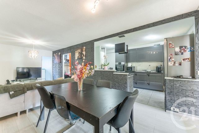 Appartement F3 à louer - 3 pièces - 75,75 m2 - Marseille - 13014 - PROVENCE-ALPES-COTE-D-AZUR