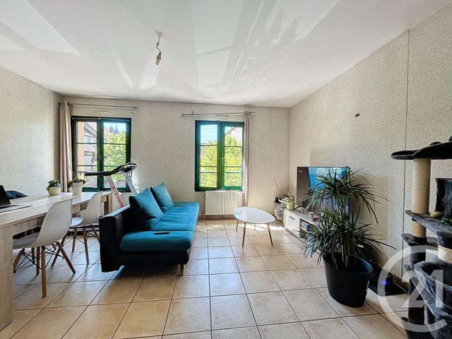 Appartement F2 à louer - 2 pièces - 47 m2 - St Pourcain Sur Sioule - 03 - AUVERGNE