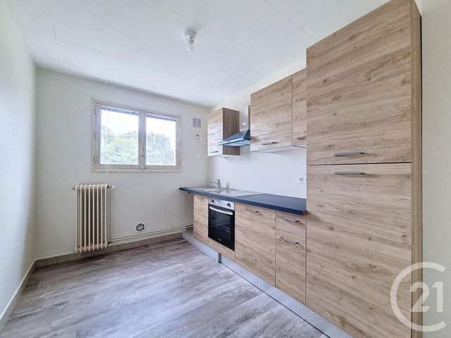 Appartement à louer - 3 pièces - 81,24 m2 - Varennes Sur Allier - 03 - AUVERGNE