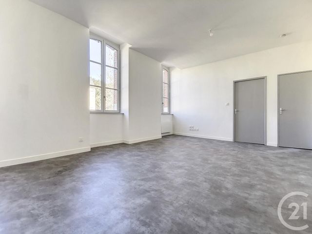 Appartement F2 à louer - 2 pièces - 44,10 m2 - St Pourcain Sur Sioule - 03 - AUVERGNE