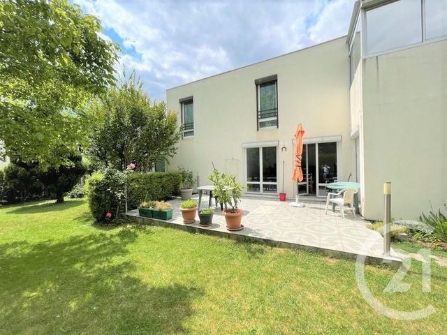 Vente Appartement à Villiers Le Bel 95400 Century 21