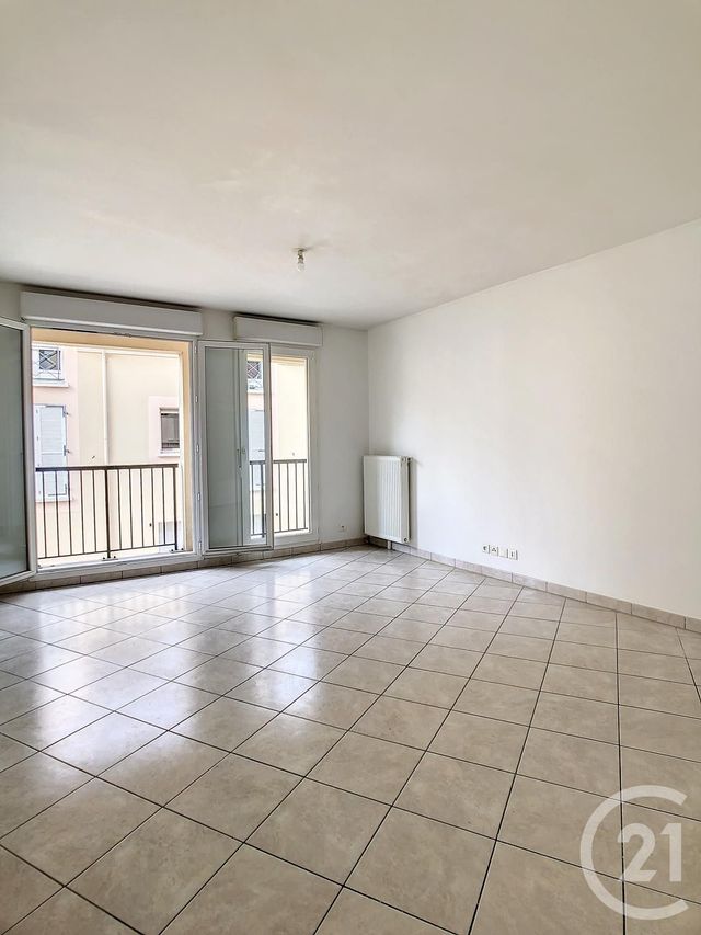 Appartement F3 à vendre - 3 pièces - 63,10 m2 - Brie Comte Robert - 77 - ILE-DE-FRANCE