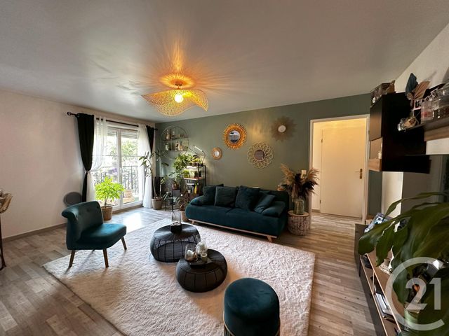 Appartement F3 à louer - 3 pièces - 57,91 m2 - Moissy Cramayel - 77 - ILE-DE-FRANCE