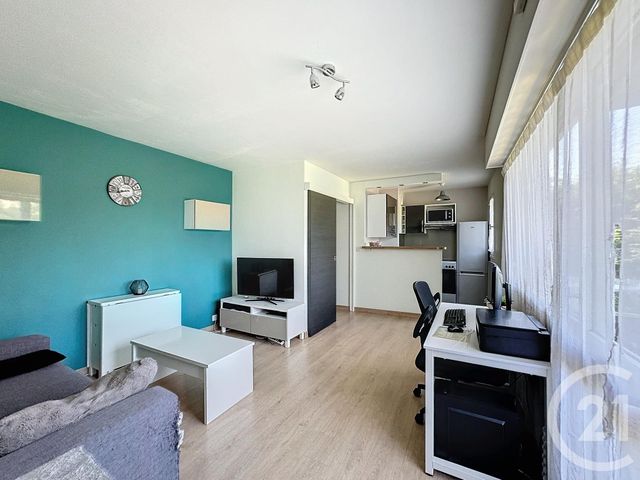 Appartement à vendre - 2 pièces - 29,30 m2 - Chartres - 28 - CENTRE