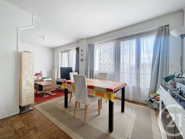 Appartement F3 à vendre - 3 pièces - 59,18 m2 - Chartres - 28 - CENTRE